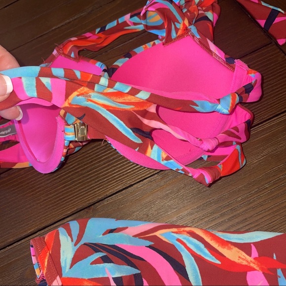 Aerie swim suits 4 pieces total - Picture 7 of 7